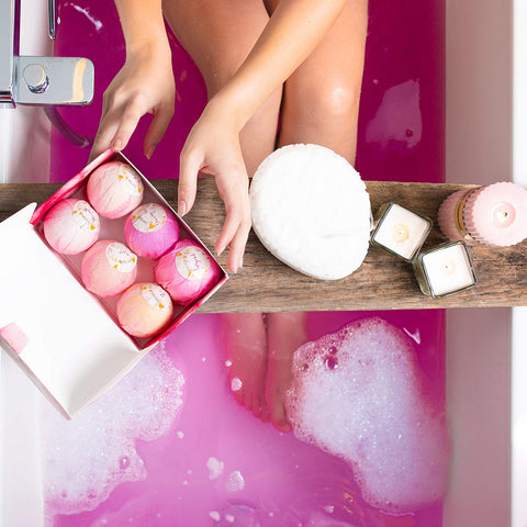Image of Bath Bombs Gift Set for Mommy