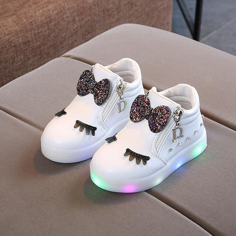 Image of Little Bumper Girl Shoes White / 23 Girls Glowing LED Sneakers